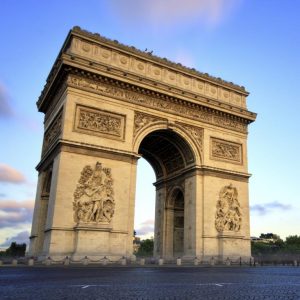 ประเทศฝรั่งเศสเปิดให้ท่องเที่ยวจากสหภาพยุโรป